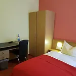 Am Kuhbogen 3*